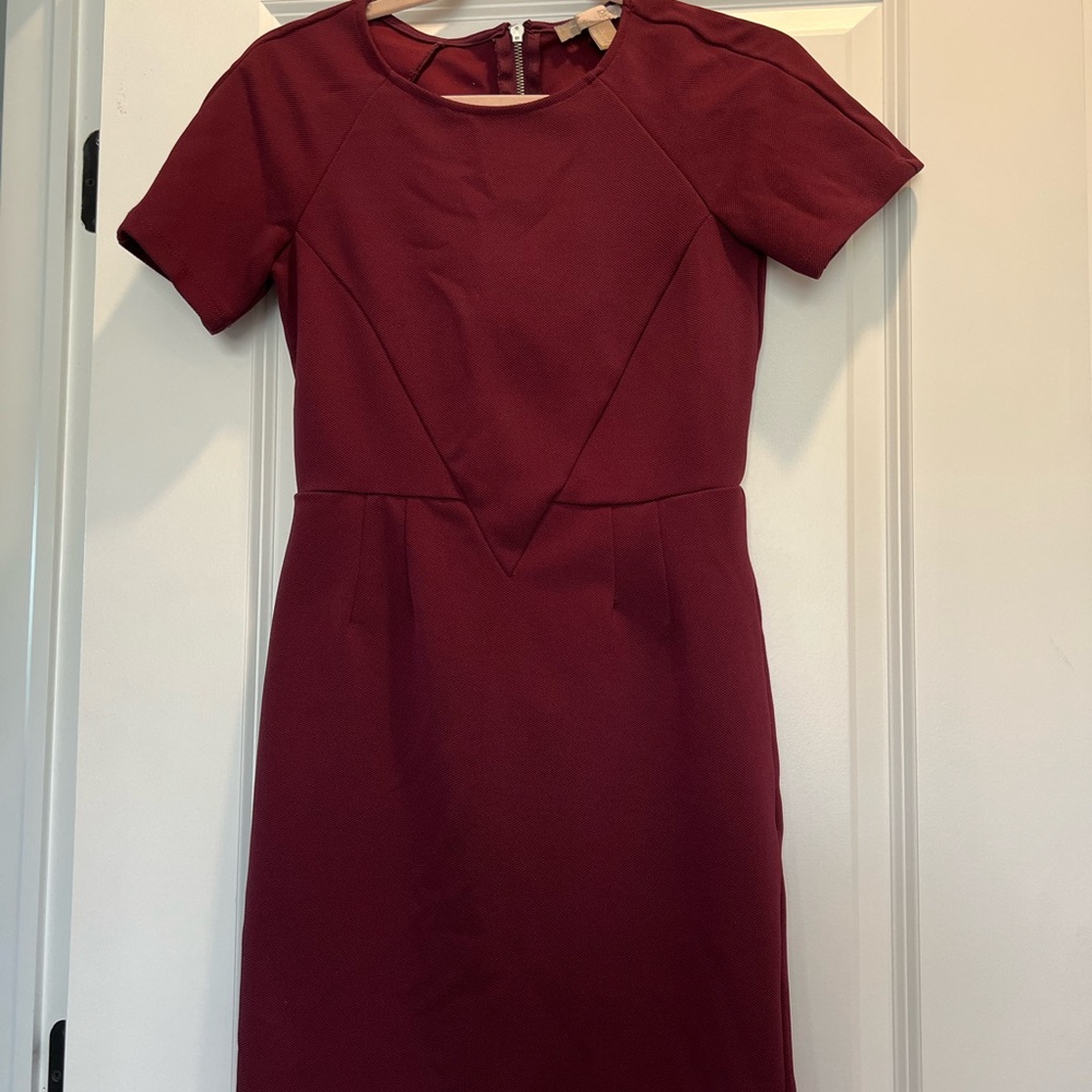 Forever21 Burgundy Short-Sleeved Shift Dress, Size Small